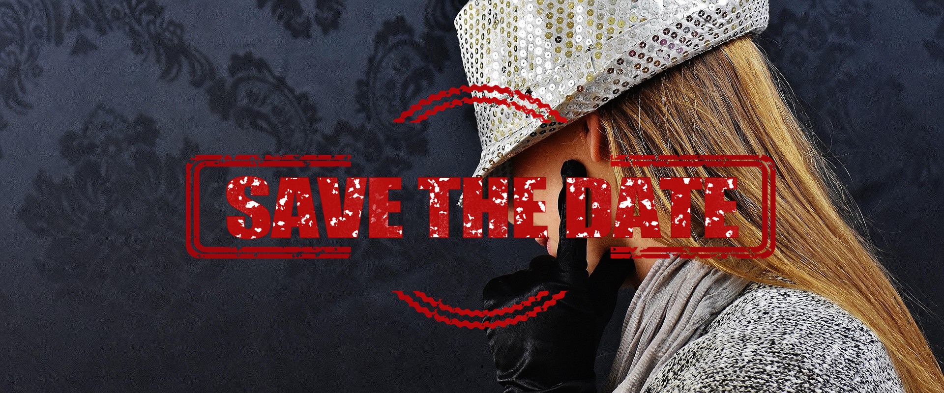 2nd life, Second Hand Mode, Forum, Mädchenkram Altötting, Bild Pixabay Eine junge Frau mit silbernem Hut und schwarzen Handschuhen ist nur von der Seite zu sehen.