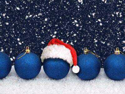 Weihnachtskonzert, Herzog-Ludwig-Realschule, Kultur+Kongress Forum Altötting, Foto Pixabay Ein stilisierter Weihnachtsbaum mit Stern auf der Spitze.