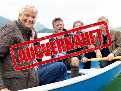 Gerhard Polt, Well Brüder, Programm Apropos. Forum, Altötting, Bild Well Veir Mändner sitzen in einem Boot.