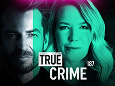 Alexander Stevens, Jacqueline Belle, True Crime, Toxic Love, Forum Altötting, Bild Julian Hartwig Die Gesicher von einem Mann und einer Frau vor einem dunklen Hintergrund.