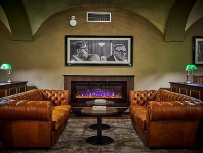 Chesterfield_Lounge Chesterfield_Lounge