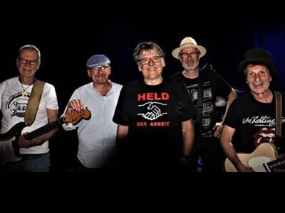 The Greybeards, Blues, Rock, Cover, Forum Altoetting, Zuccalliplatz, Bild Band Die fünf Mitglider der Band Graybeards (Graubärte).