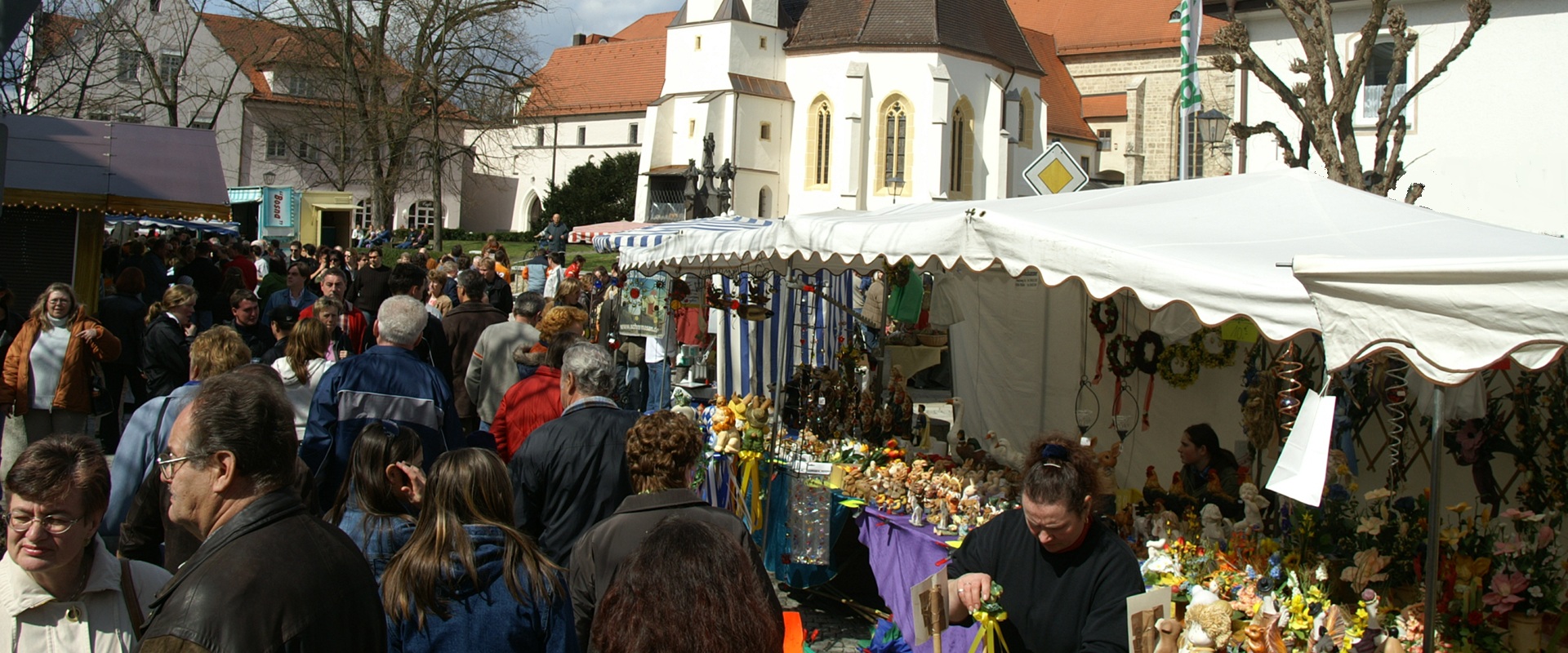 Menschen auf der Straße.