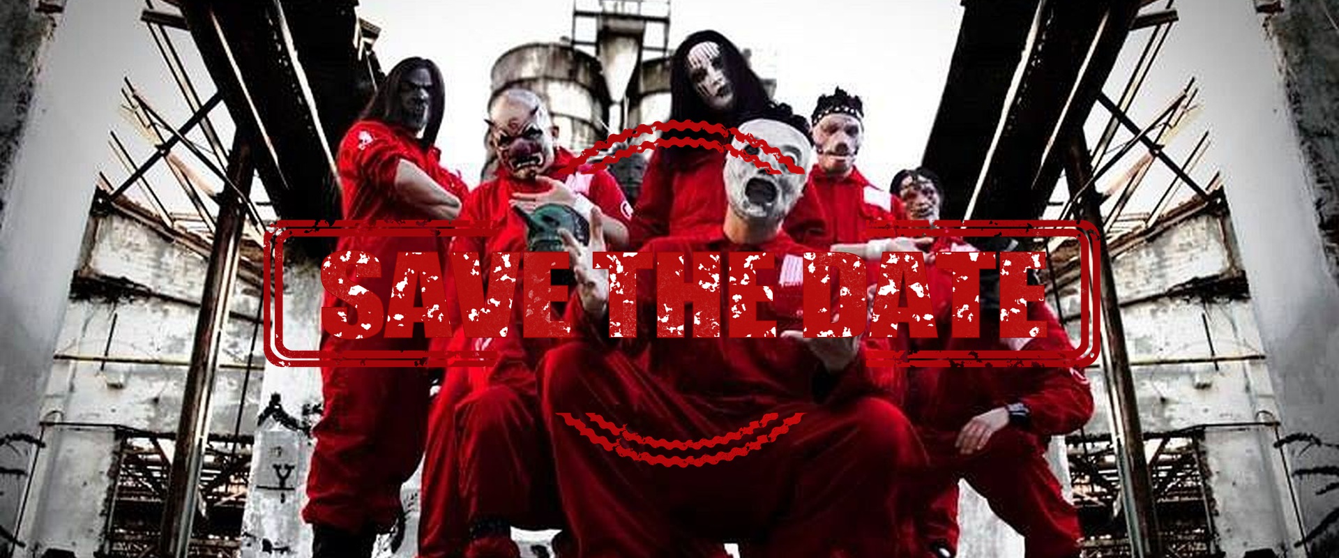 Mehrere Männer mit Masken.