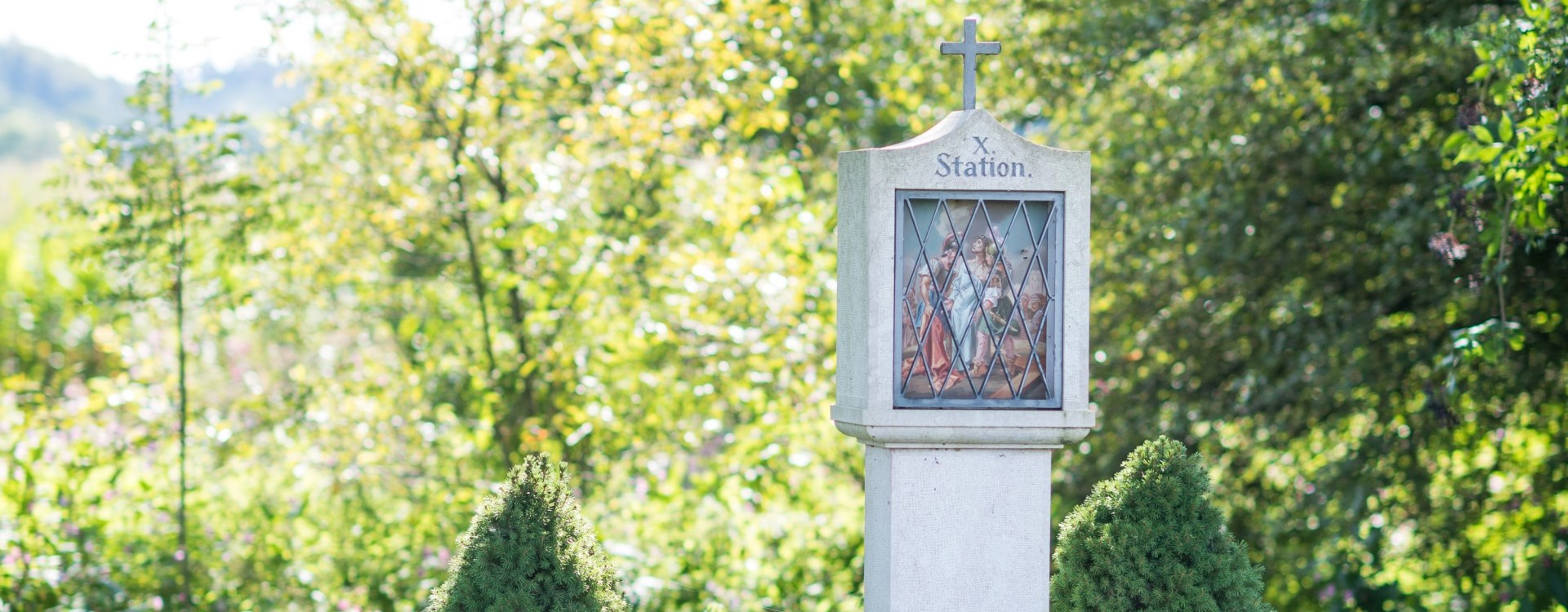 Der Altöttinger Pilgerstock von der 10. Station.